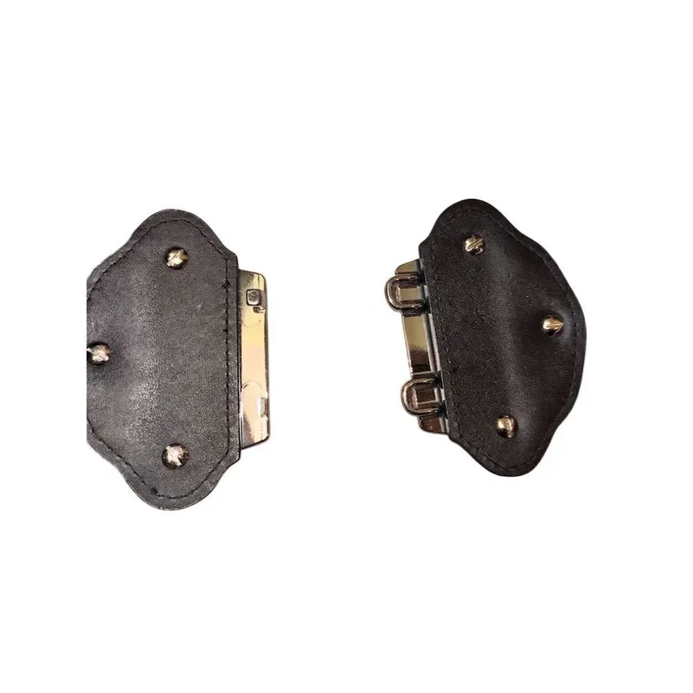 - Chicos Zoey rhinestone Embellished Black Belt size Medium